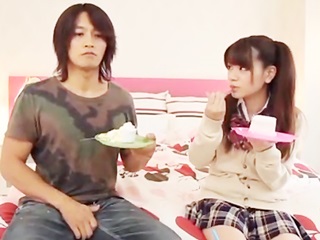 家庭教師の先生を誘惑しちゃう♪優しくしてねｗ濃厚な愛撫にキュン☆