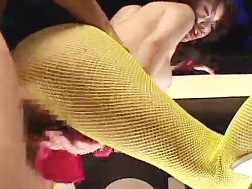 感じすぎてヤバイｗエロすぎコスチュームでいつもより淫れちゃう！