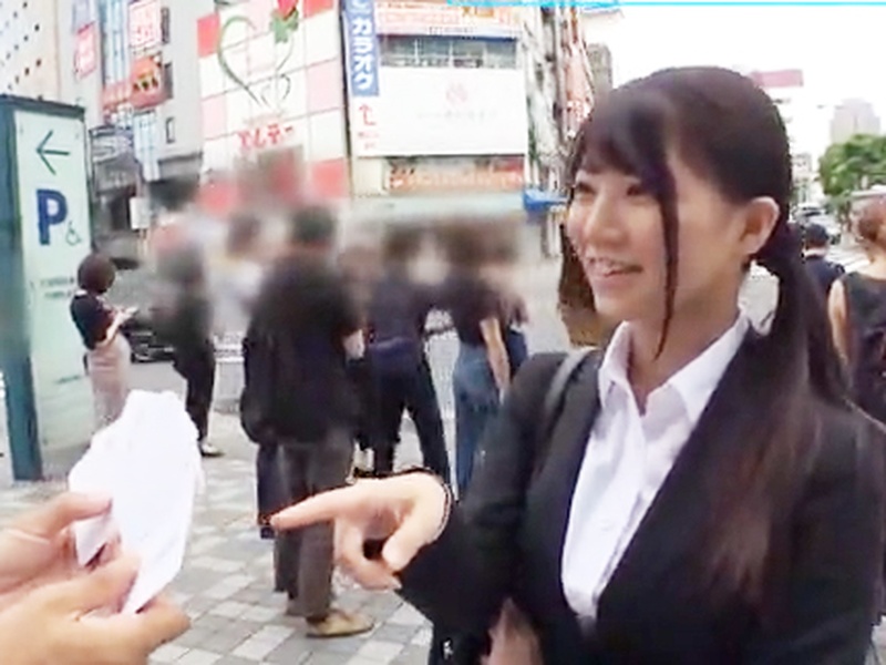 会社サボって急接近…イケメンとテントでイチャイチャ、ホテルで大胆に乱れちゃう一日